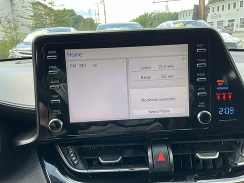 Used 2019 Toyota C-HR LE FWD image 15