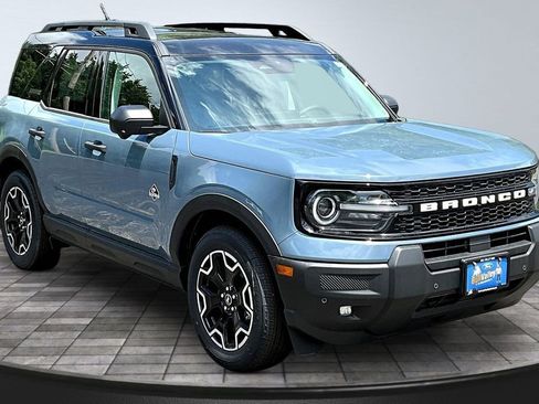 New 2026 Ford Bronco Sport Outer Banks w/ Outer Banks Tech Package+ AWD/4WD image 1
