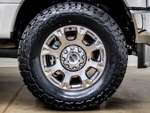 Used 2020 Ford F350 Lariat w/ Lariat Ultimate Package image 40