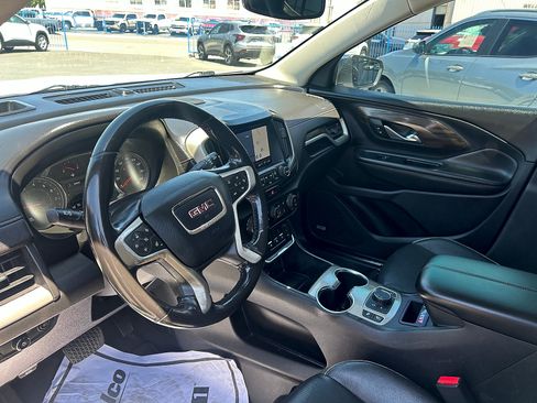 Used 2018 GMC Terrain Denali w/ Comfort Package FWD image 9