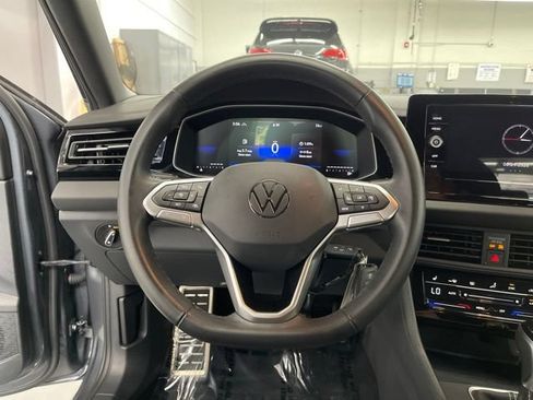 Used 2026 Volkswagen Jetta Sport FWD image 15