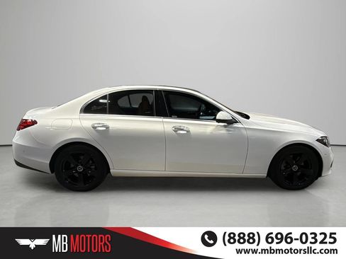 Used 2025 Mercedes-Benz C 300 4MATIC Sedan image 5