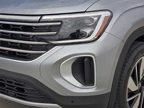 New 2026 Volkswagen Atlas SE image 6