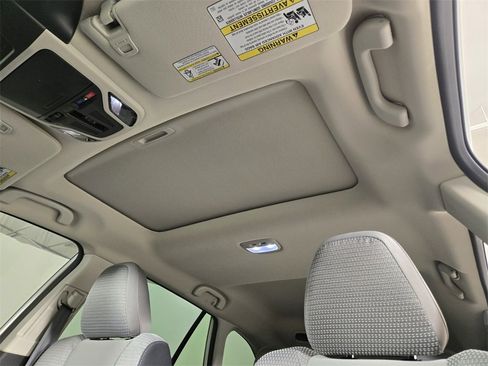 Certified 2024 Subaru Outback Premium image 15