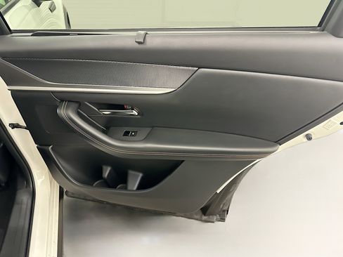 Used 2024 MAZDA CX-90 3.3 Turbo w/ Premium Package image 32