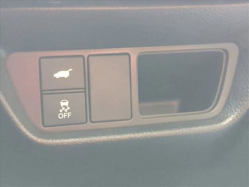 Certified 2025 Acura ADX A-Spec image 17