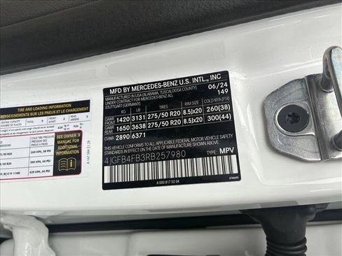 Used 2024 Mercedes-Benz GLE 350 4MATIC image 16