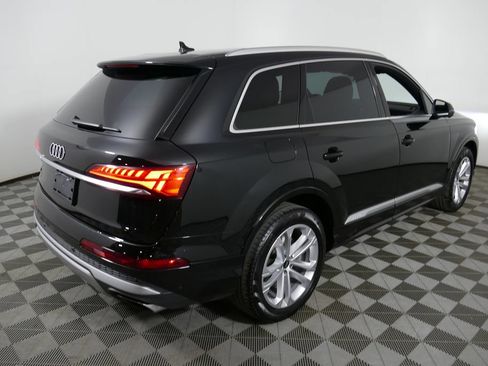 Used 2025 Audi Q7 3.0T Premium Plus AWD/4WD image 4