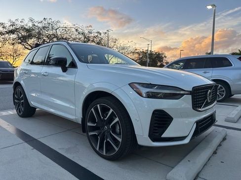 Certified 2024 Volvo XC60 T8 Ultimate w/ Protection Package AWD/4WD image 1