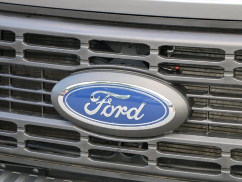 Used 2026 Ford F250 XL RWD image 12