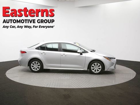 Used 2023 Toyota Corolla LE image 43