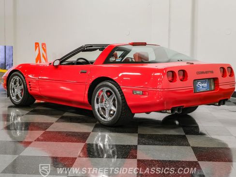 Used 1991 Chevrolet Corvette ZR-1 RWD image 10