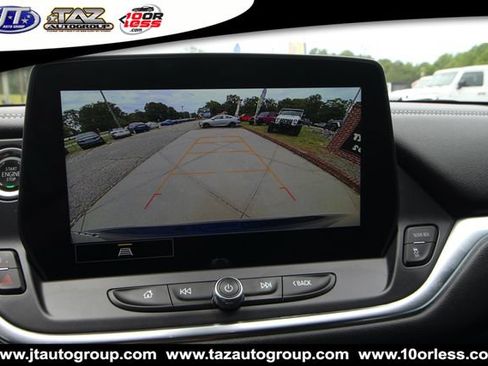 Used 2023 Chevrolet Blazer LT FWD image 18