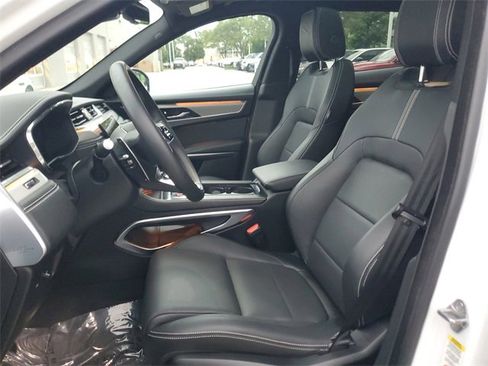 Certified 2025 Jaguar F-PACE R-Dynamic S image 18