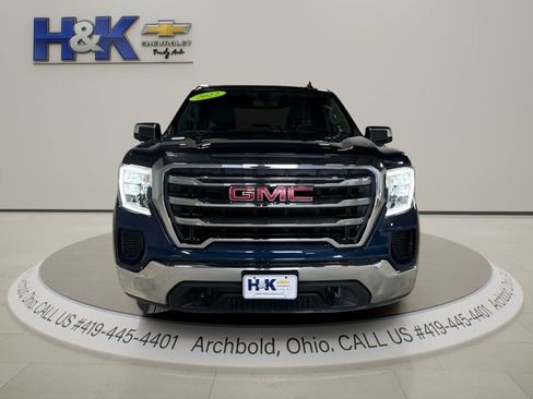 Used 2022 GMC Sierra 1500 SLE image 2