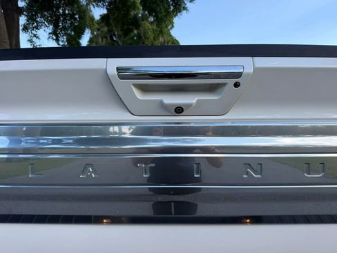 Used 2018 Ford F150 Platinum w/ Equipment Group 701A Luxury AWD/4WD image 32