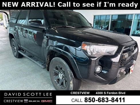 Used 2022 Toyota 4Runner Trail Special Edition AWD/4WD image 1