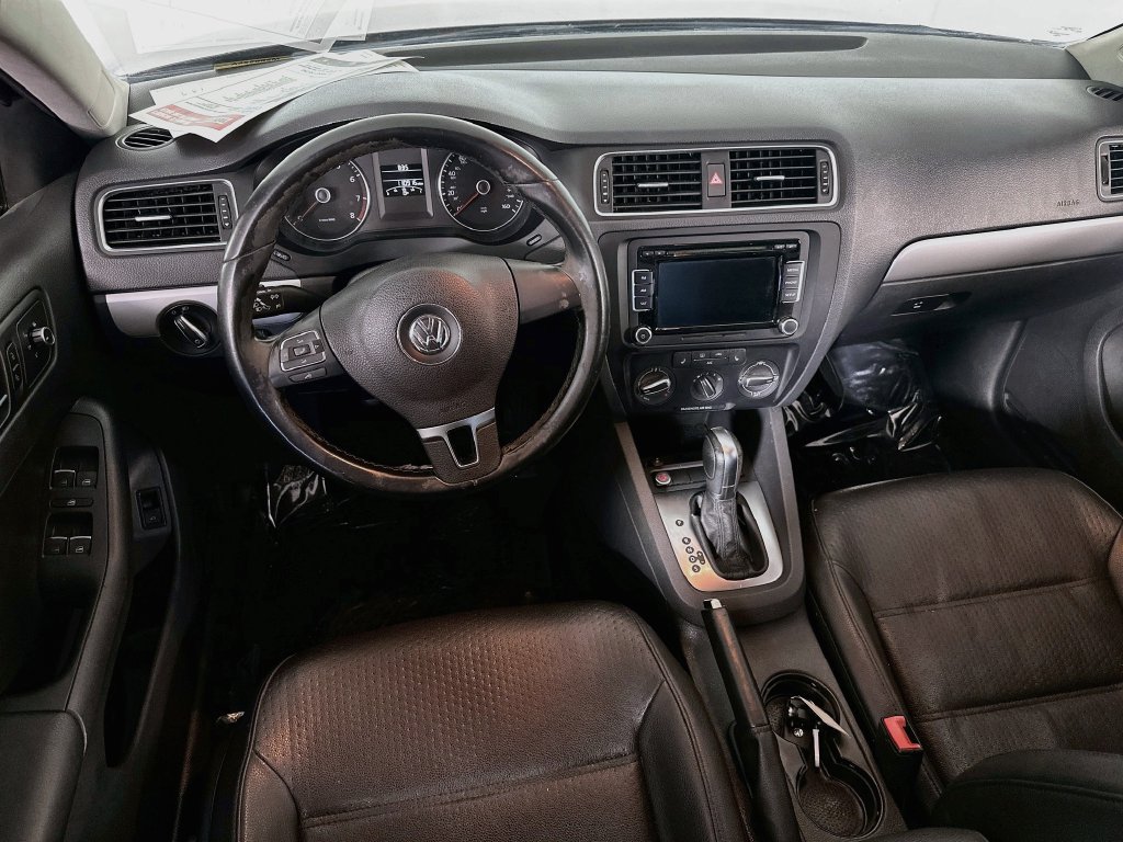 Used 2014 Volkswagen Jetta SE FWD image 28