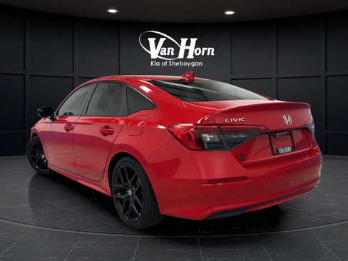 Used 2024 Honda Civic Sport image 5