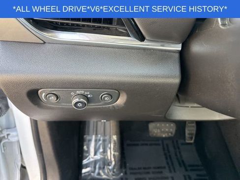 Used 2021 Chevrolet Traverse LT w/ LT Premium Package image 19