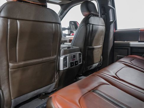 Used 2020 Ford F250 King Ranch w/ King Ranch Ultimate Package AWD/4WD image 38