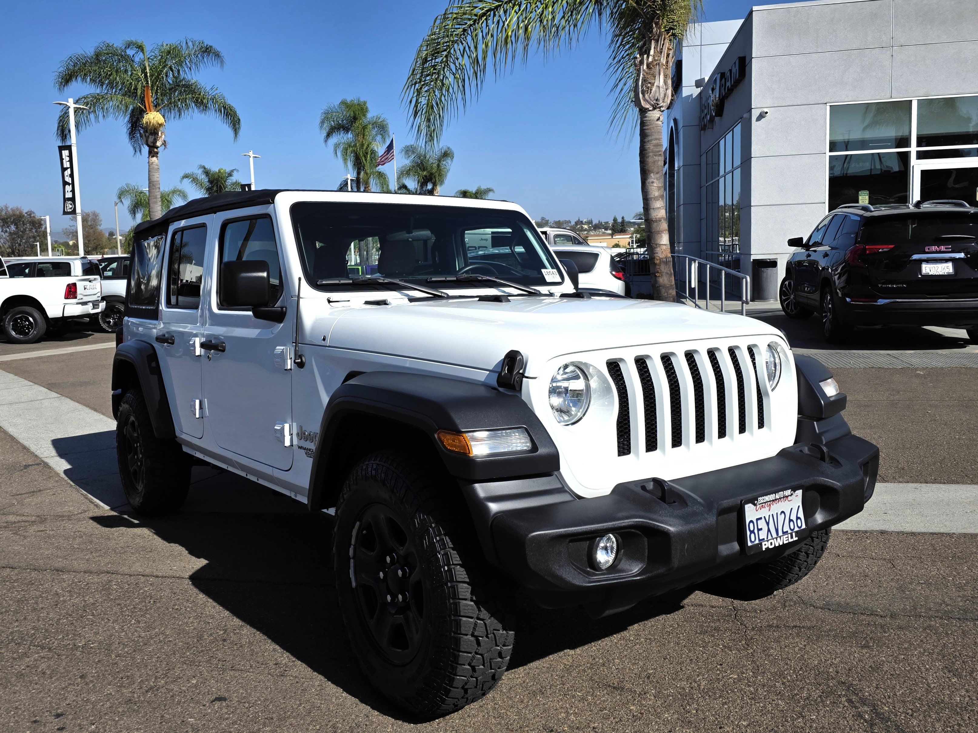 Used 2018 Jeep Wrangler Unlimited Sport AWD/4WD image 4