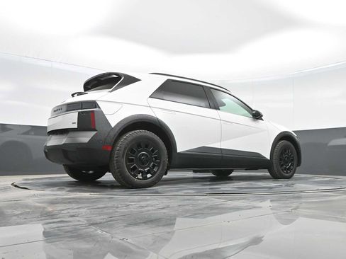 New 2025 Hyundai Ioniq 5 XRT image 38