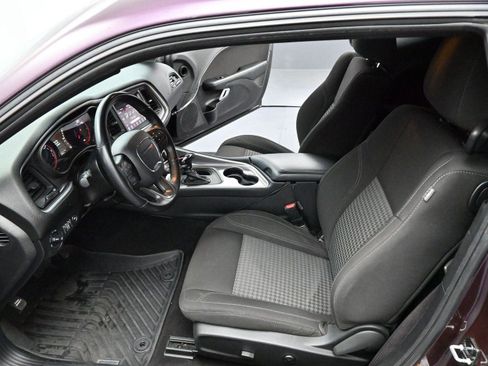 Used 2016 Ford Mustang Coupe w/ Equipment Group 051A image 11