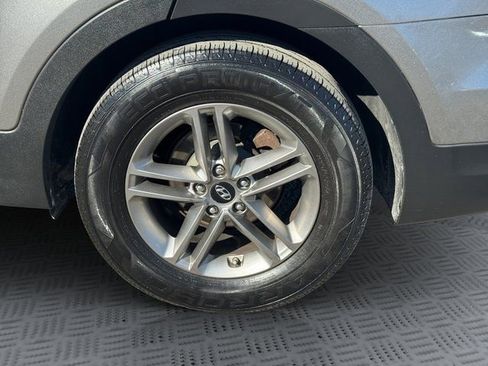 Used 2018 Hyundai Santa Fe Sport image 29