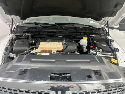 Used 2018 RAM 1500 Laramie w/ Convenience Group AWD/4WD image 23