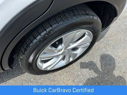 Certified 2025 Buick Encore GX Preferred AWD/4WD image 18