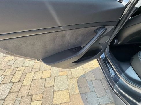 Used 2022 Tesla Model 3 Long Range image 27