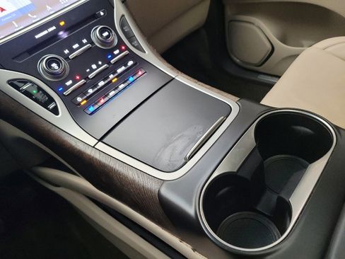 Used 2016 Lincoln MKX Reserve w/ Technology Package image 26