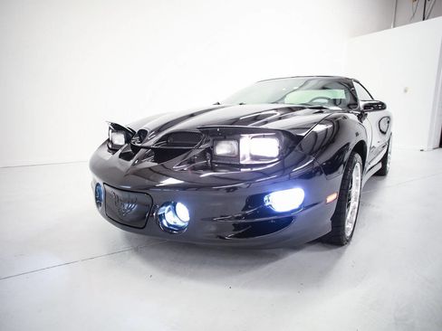 Used 2001 Pontiac Firebird Formula w/ Protection Group image 16