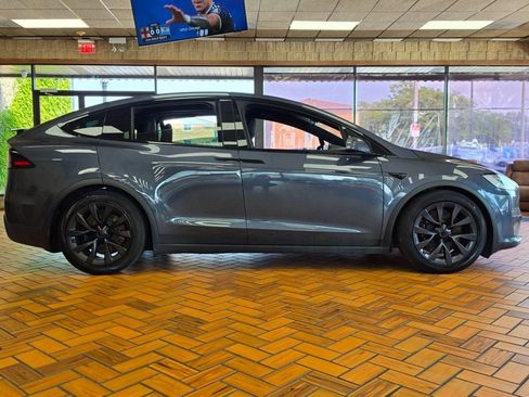 Used 2022 Tesla Model X Plaid AWD/4WD image 7