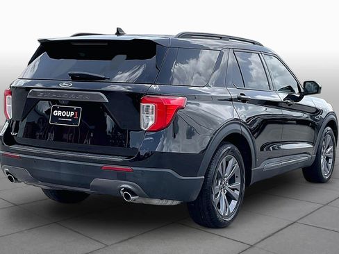 Used 2023 Ford Explorer XLT w/ Equipment Group 202A RWD image 13