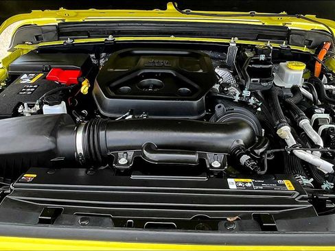 Used 2024 Jeep Wrangler Unlimited Rubicon 4xe image 31