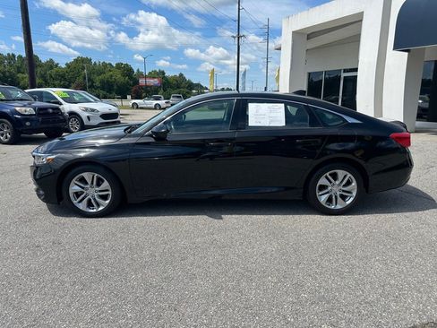 Used 2020 Honda Accord LX image 2