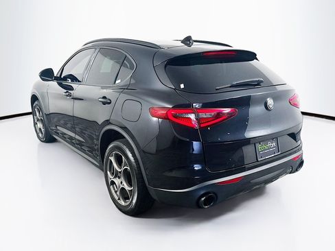 Used 2023 Alfa Romeo Stelvio Sprint RWD image 5