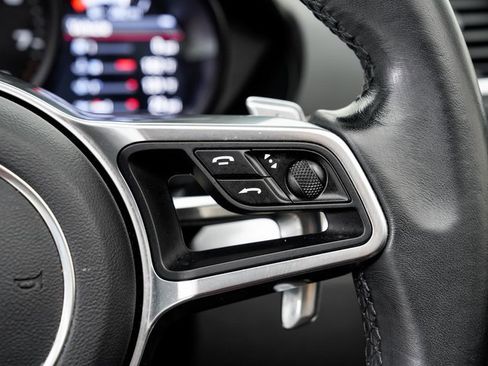 Used 2017 Porsche 718 Boxster image 13