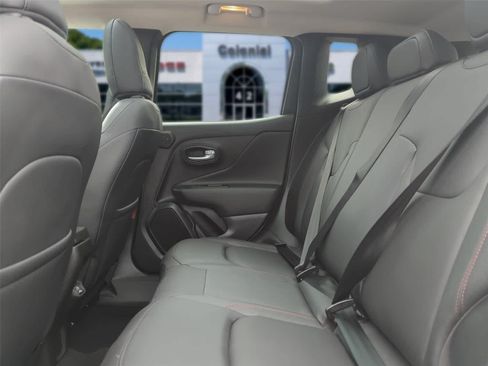 Used 2023 Jeep Renegade Trailhawk w/ Sun/Sound Group AWD/4WD image 28