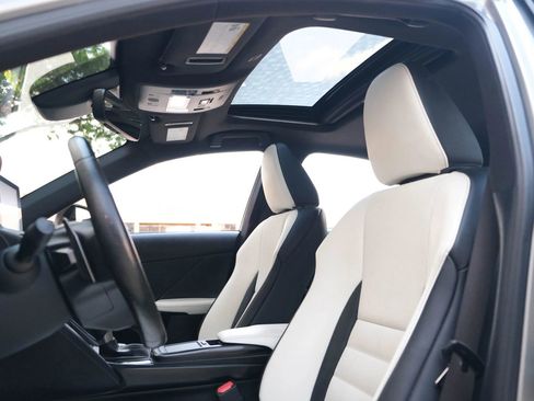 Used 2022 Lexus IS 350 F Sport image 21