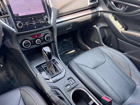 Used 2019 Subaru Crosstrek 2.0i Limited w/ Moonroof Package w/Navigation AWD/4WD image 33