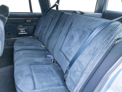 Used 1990 Buick Le Sabre Estate RWD image 38