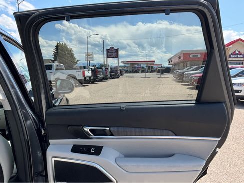 Used 2023 Kia Telluride SX Prestige image 28