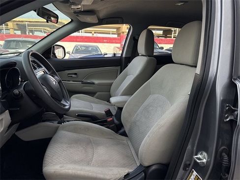 Used 2018 Mitsubishi Outlander Sport ES image 23