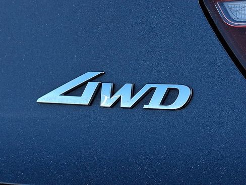 Used 2023 Genesis G80 2.5T image 32