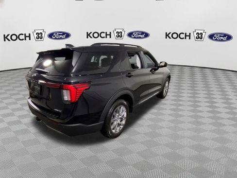 New 2025 Ford Explorer Active w/ Active Comfort Package image 8