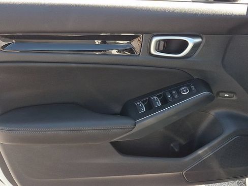 Used 2023 Honda Civic Touring image 14