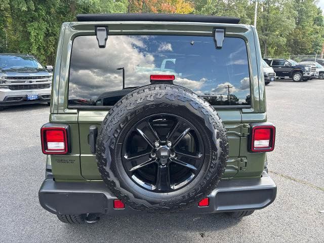 Used 2023 Jeep Wrangler Unlimited Sahara AWD/4WD image 6
